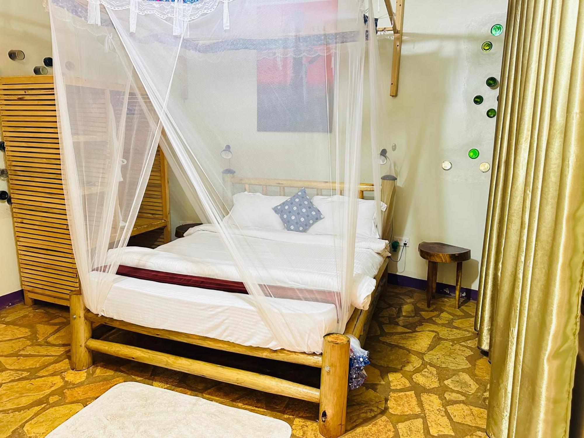 Afro Smile Hotel & Guest House Jinja Zewnętrze zdjęcie