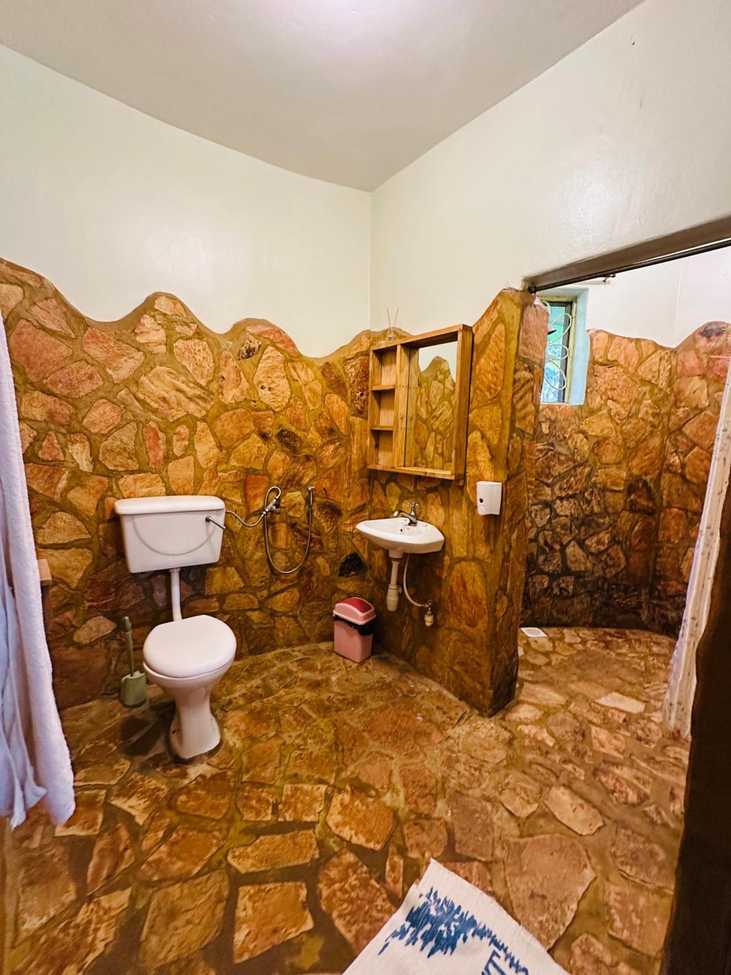 Afro Smile Hotel & Guest House Jinja Zewnętrze zdjęcie